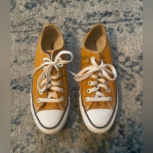 Mustard yellow converse women’s size 7, men’s size 5